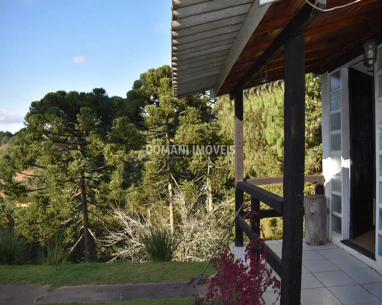 Casa à venda de 2.600 m² em Campos do Jordão, SP, Brasil
