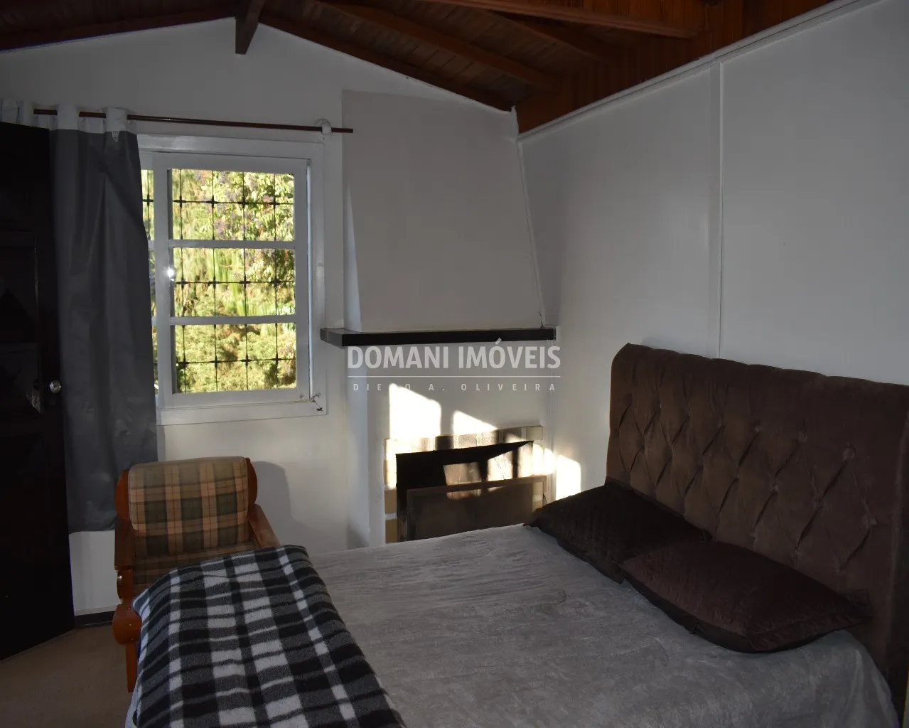 Casa à venda de 2.600 m² em Campos do Jordão, SP, Brasil