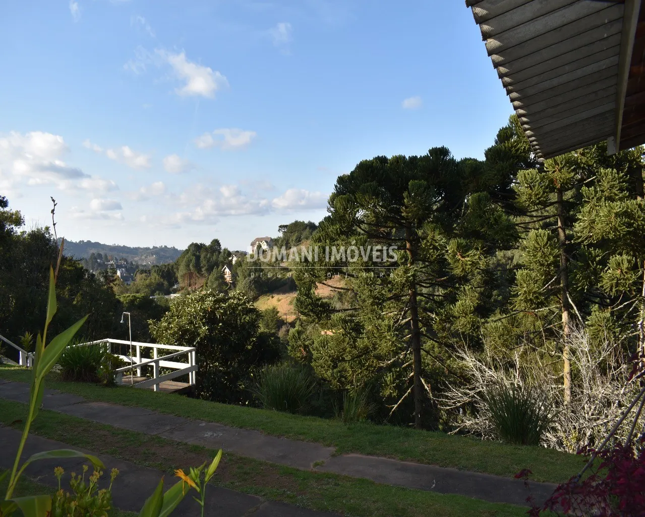Casa à venda de 2.600 m² em Campos do Jordão, SP, Brasil