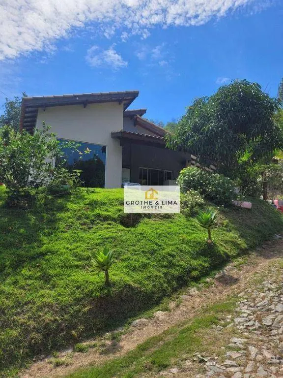 Country home for sale of 2,000 m² in Santa Branca, SP, Brazil