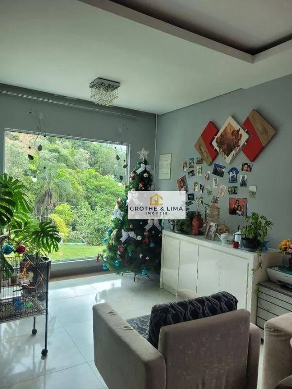 Country home for sale of 2,000 m² in Santa Branca, SP, Brazil