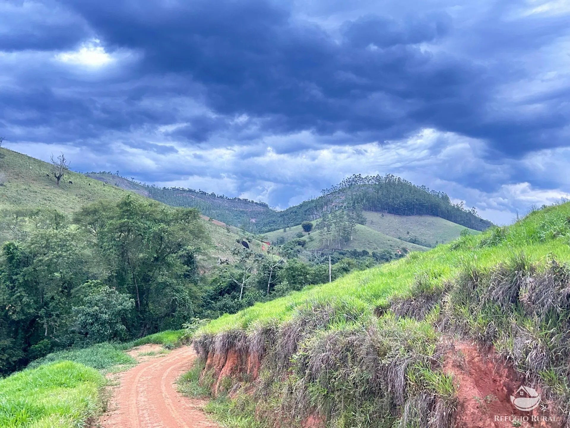 Plot for sale of 5 acres in São José dos Campos, SP, Brazil