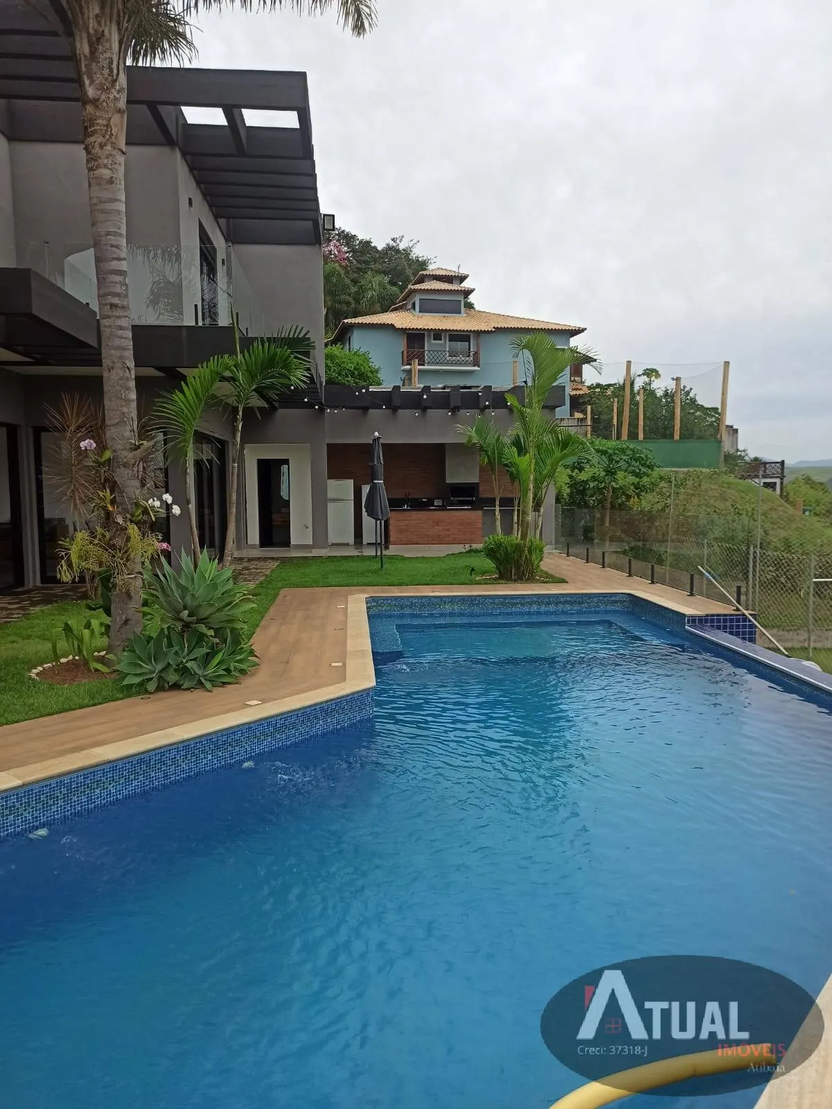 Casa à venda de 1.700 m² em Igaratá, SP, Brasil
