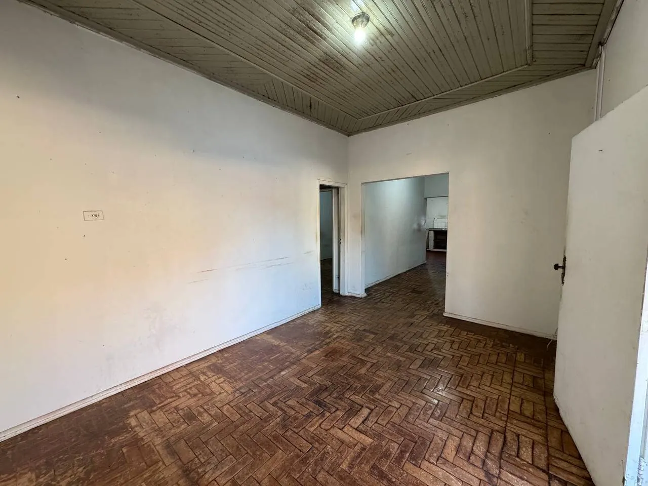 Casa à venda de 185 m² em Piraju, SP, Brasil