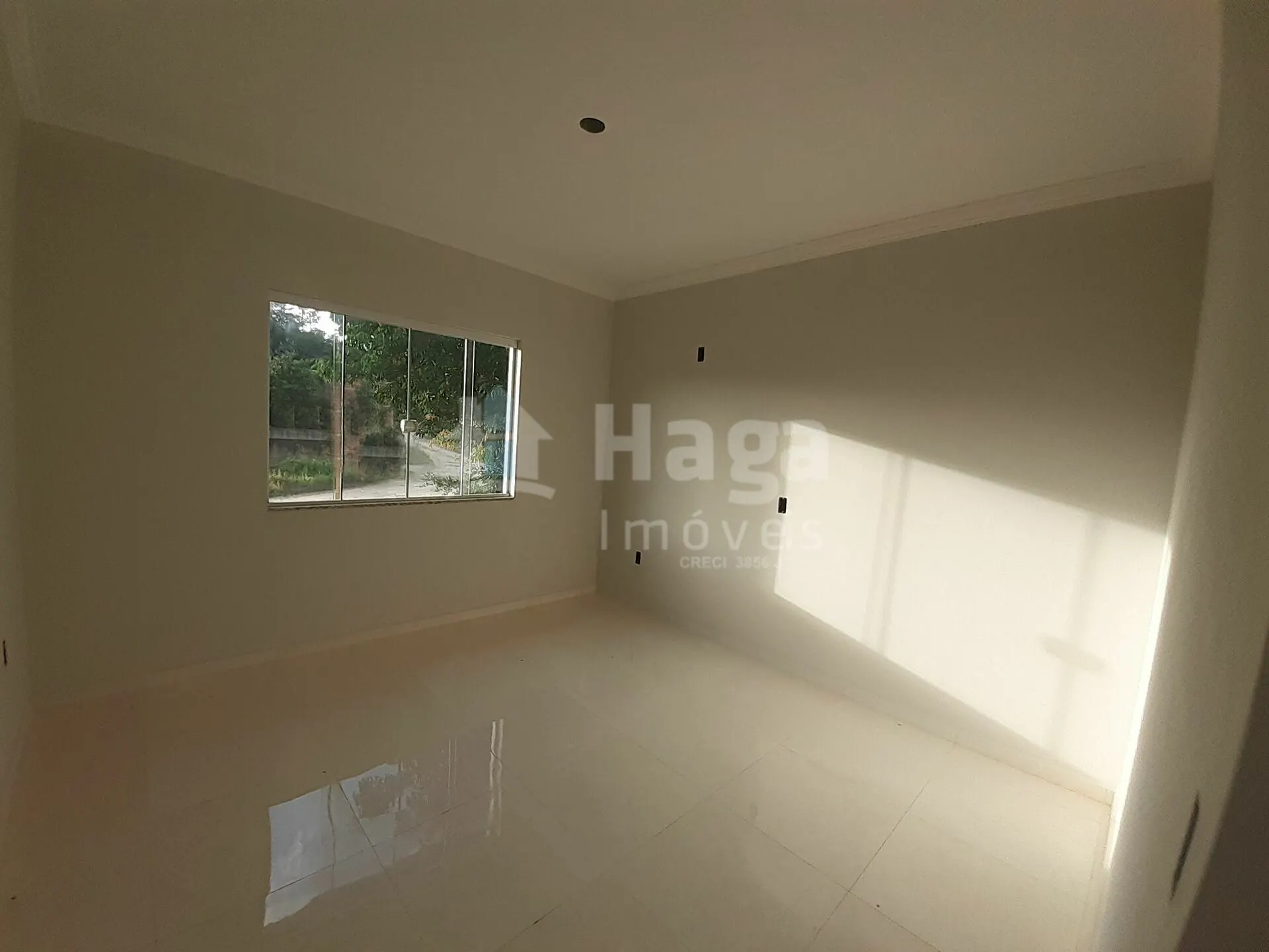 Casa à venda de 1.200 m² em Guabiruba, SC, Brasil