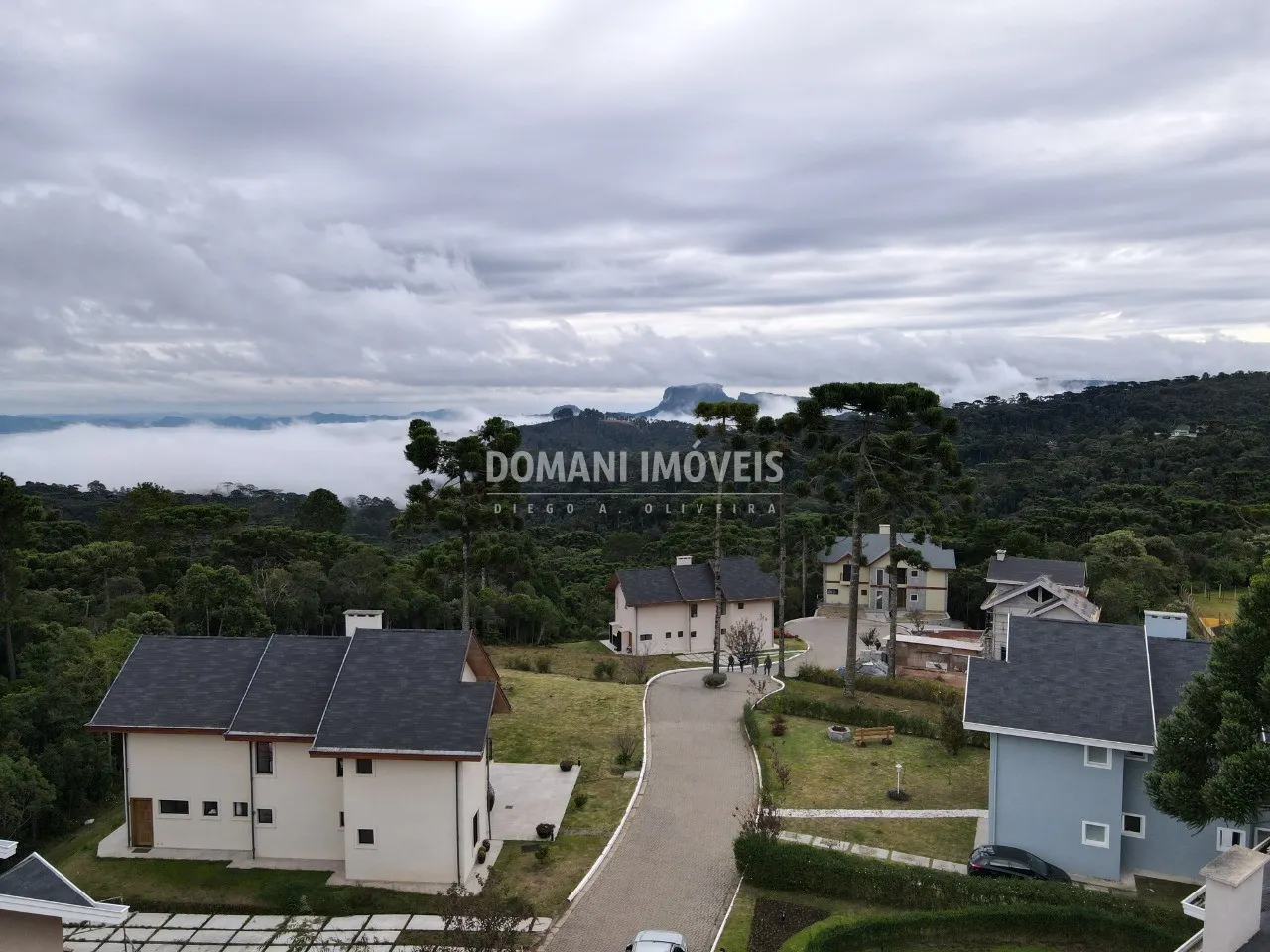 Terreno à venda de 640 m² em Campos do Jordão, SP, Brasil