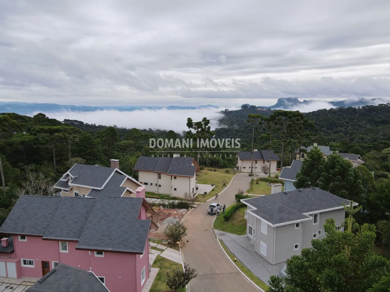 Terreno à venda de 640 m² em Campos do Jordão, SP, Brasil