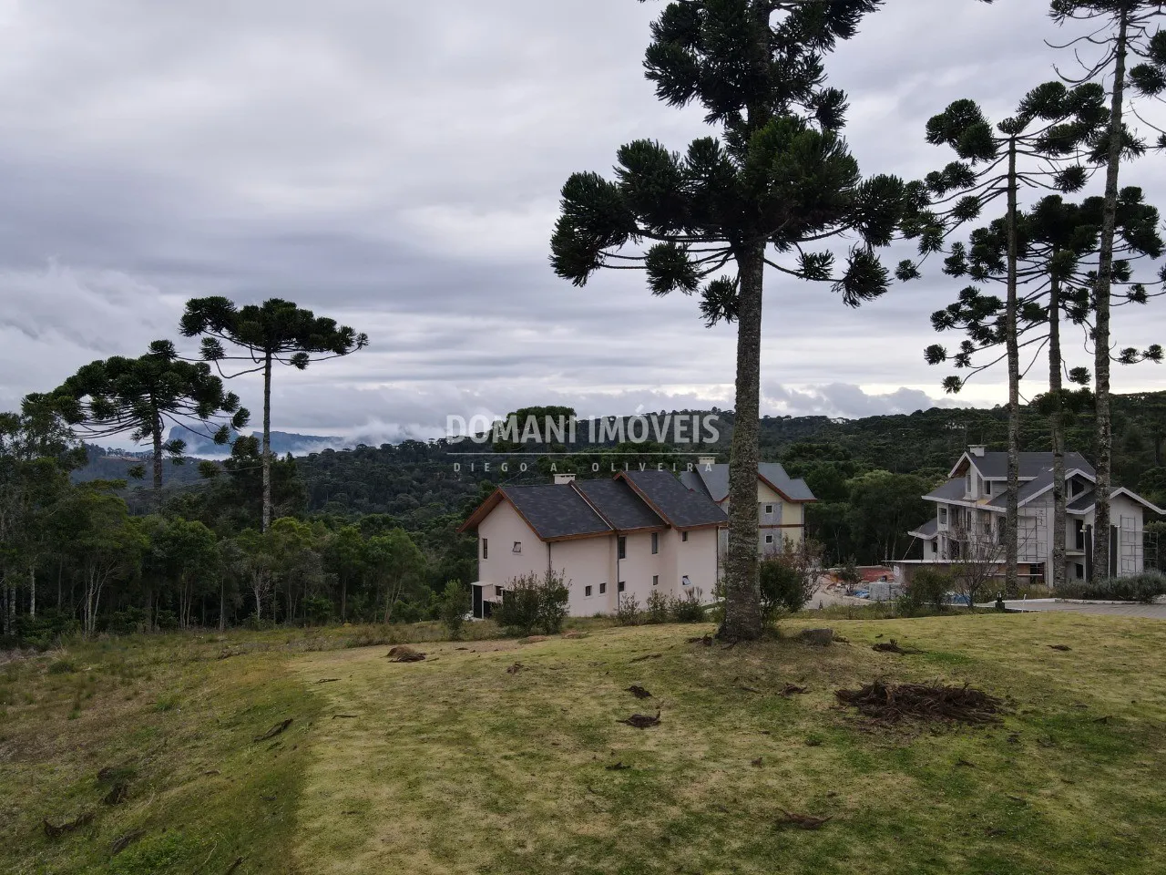 Terreno à venda de 640 m² em Campos do Jordão, SP, Brasil