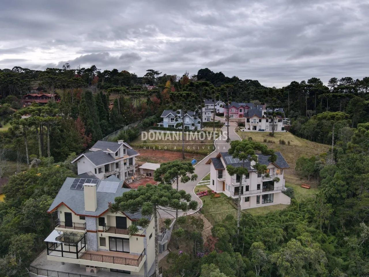 Terreno à venda de 640 m² em Campos do Jordão, SP, Brasil