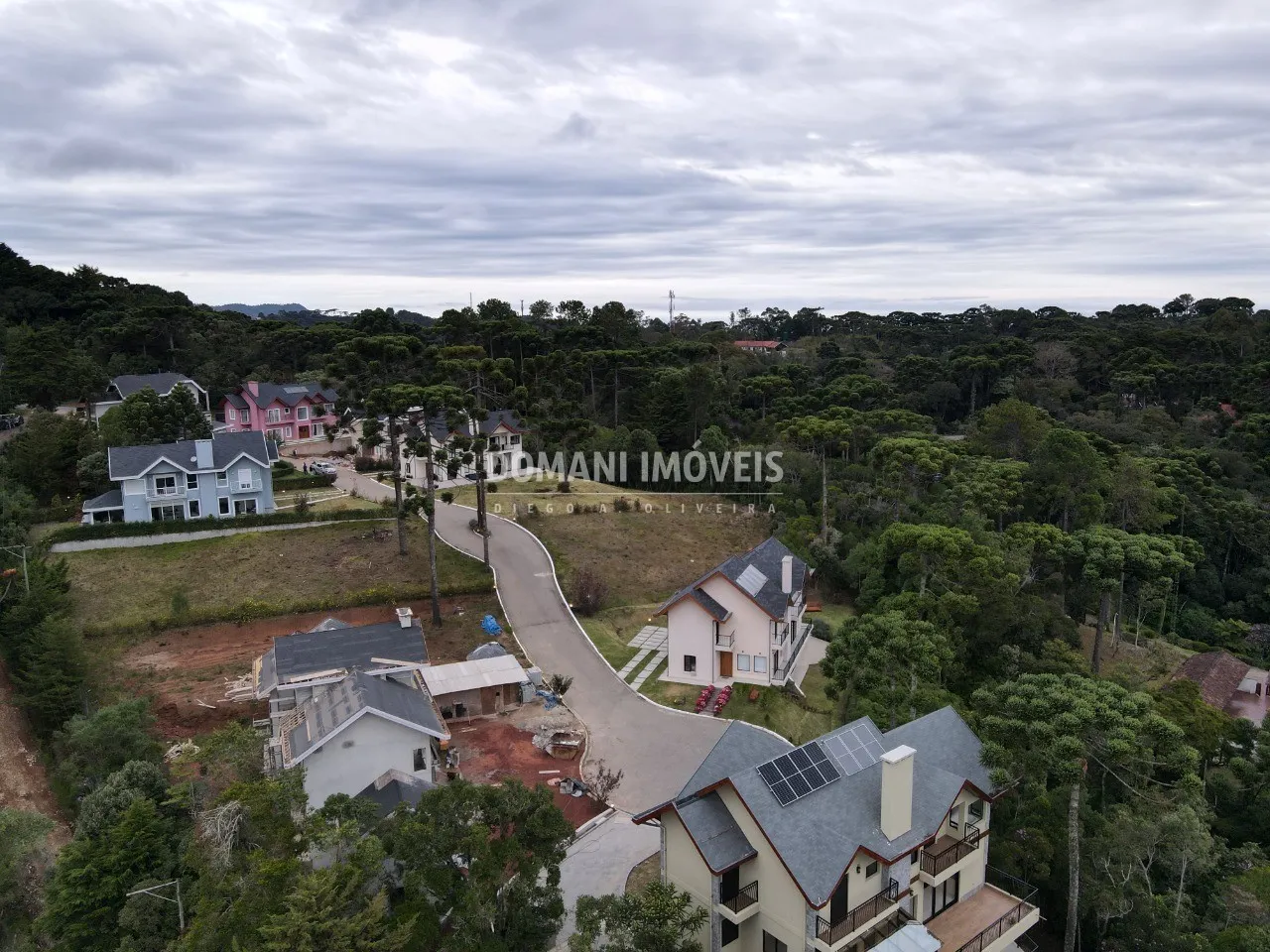 Terreno à venda de 640 m² em Campos do Jordão, SP, Brasil