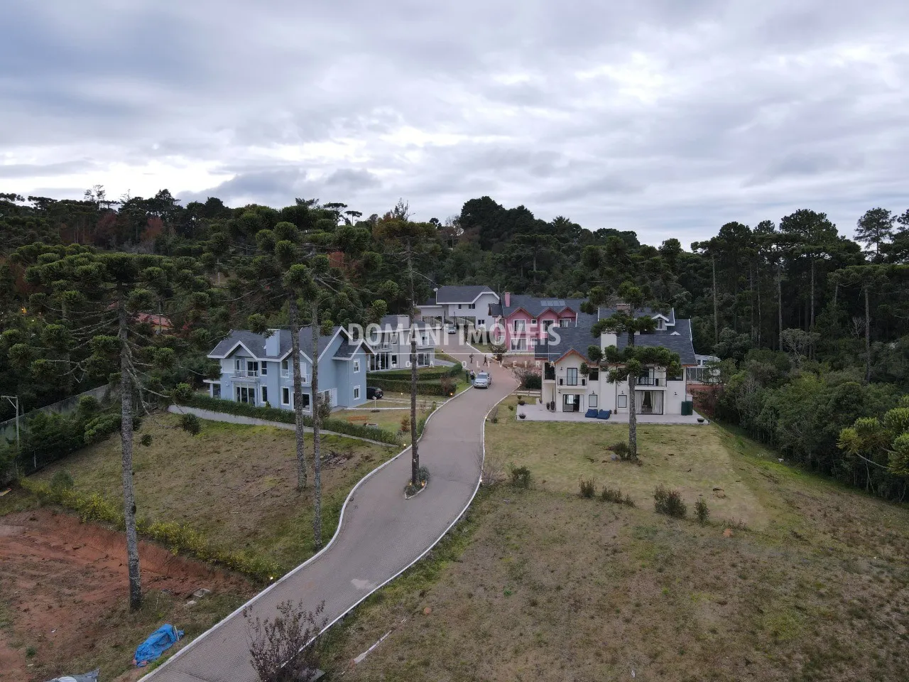 Terreno à venda de 640 m² em Campos do Jordão, SP, Brasil