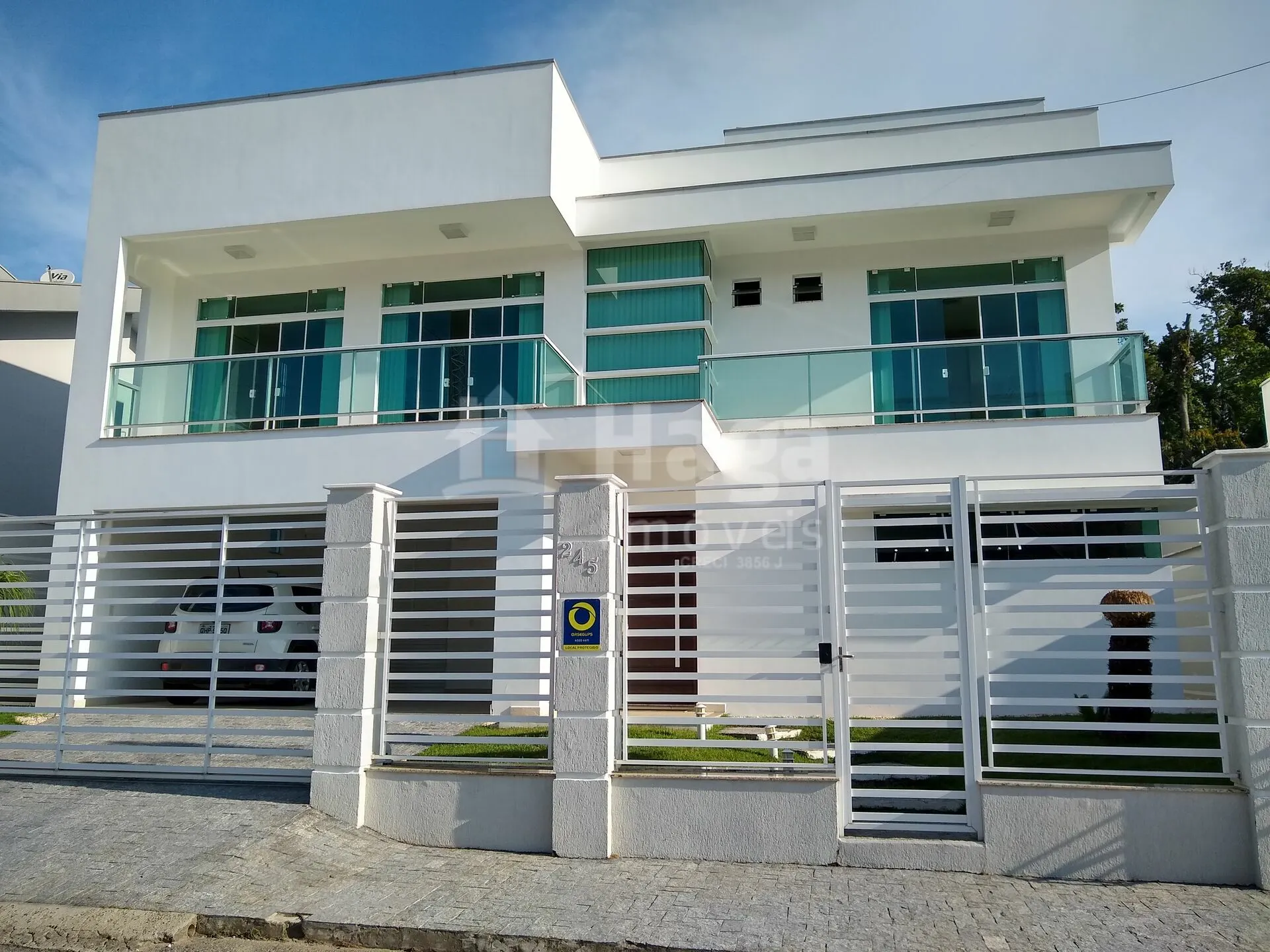 Casa à venda de 400 m² em Brusque, SC, Brasil