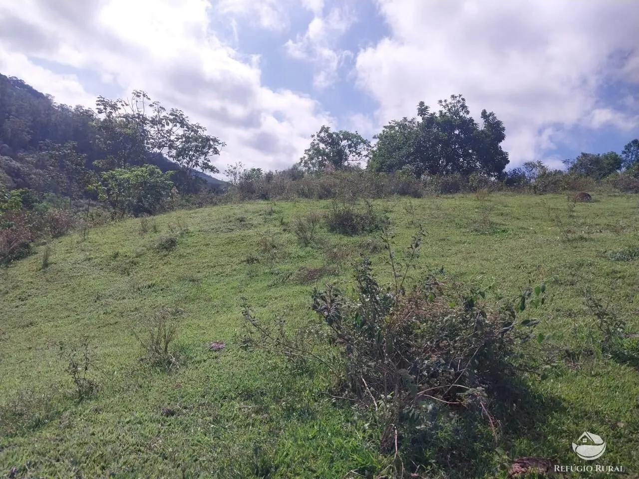 Terreno à venda de 3 ha em São José dos Campos, SP, Brasil