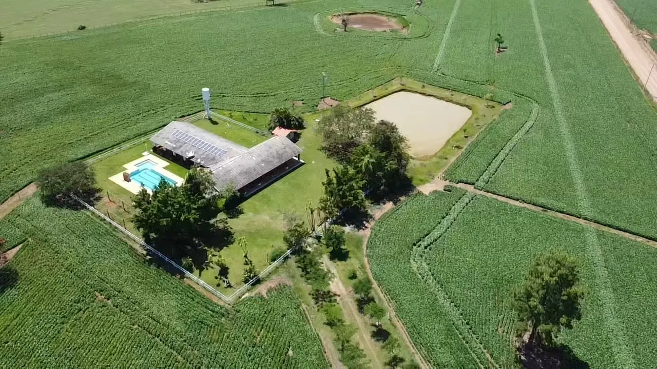 Fazenda à venda de 13 ha em Quadra, SP, Brasil