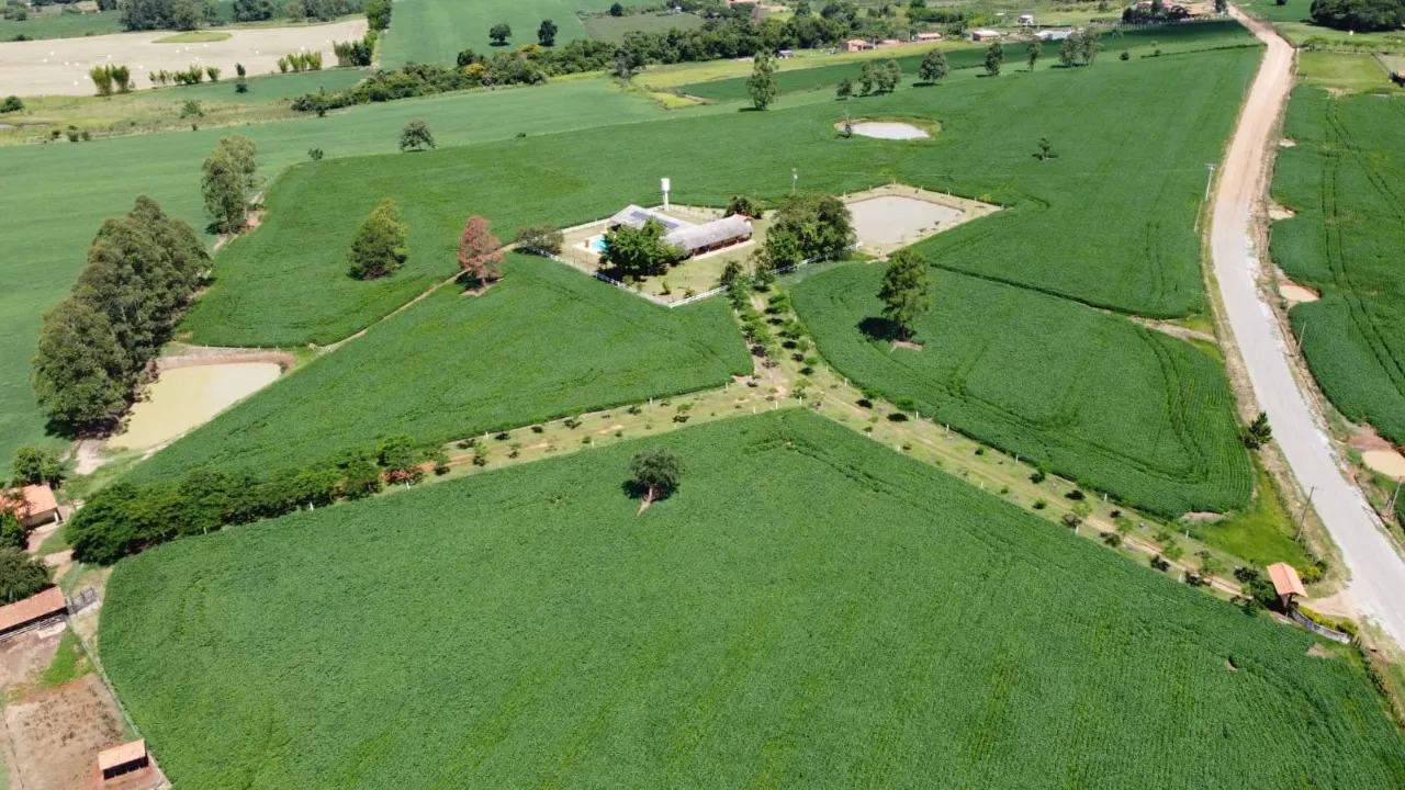 Fazenda à venda de 13 ha em Quadra, SP, Brasil
