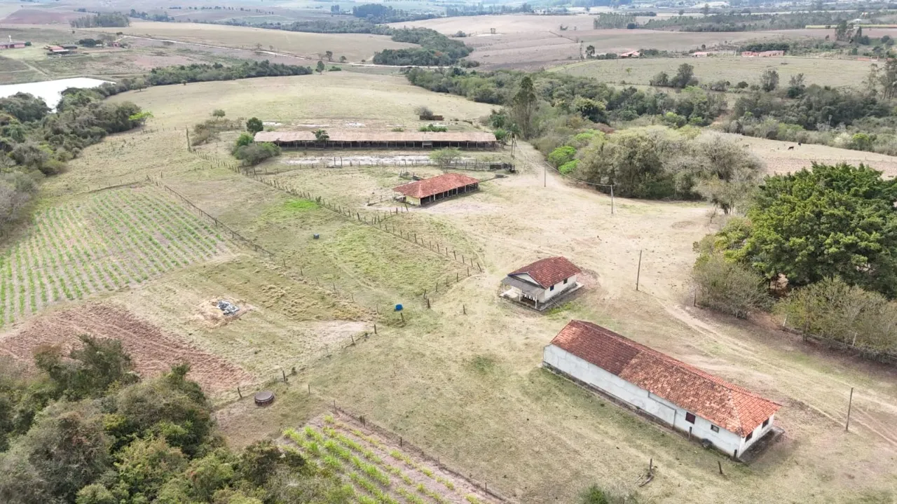 Fazenda à venda de 77 ha em Guareí, SP, Brasil