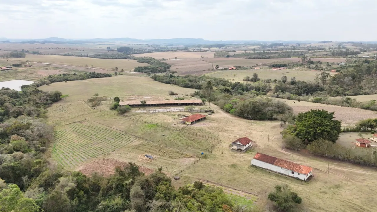 Fazenda à venda de 77 ha em Guareí, SP, Brasil