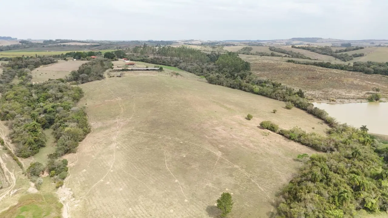 Fazenda à venda de 77 ha em Guareí, SP, Brasil