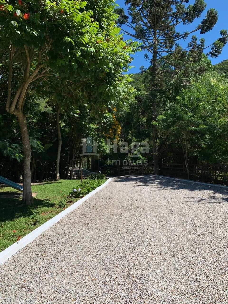 Fazenda à venda de 3 ha em Tijucas, SC, Brasil