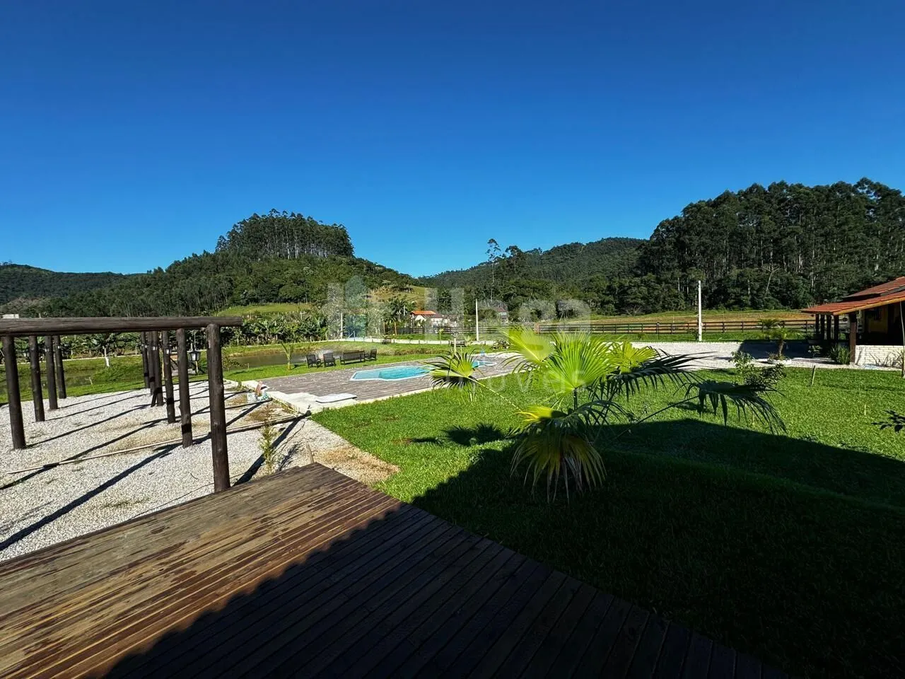 Chácara à venda de 4.500 m² em Tijucas, SC, Brasil