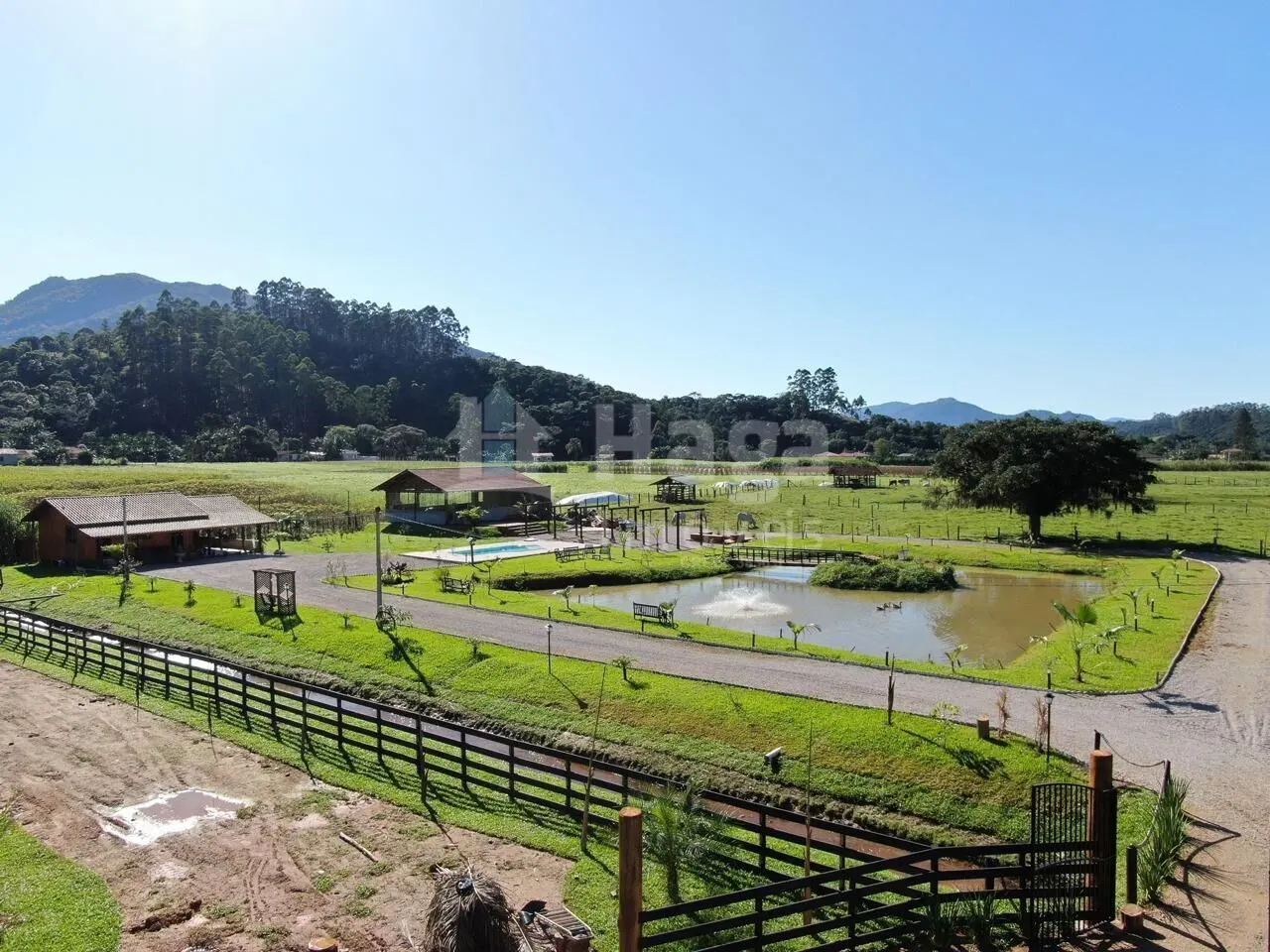 Chácara à venda de 4.500 m² em Tijucas, SC, Brasil