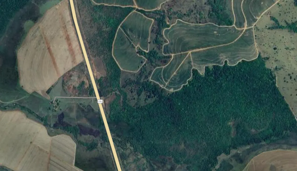 Terreno à venda de 3 ha em Uberlândia, MG, Brasil