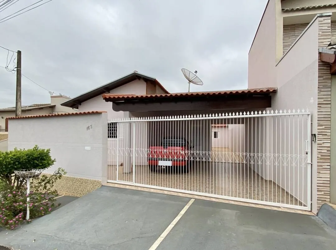 Casa à venda de 275 m² em Piraju, SP, Brasil