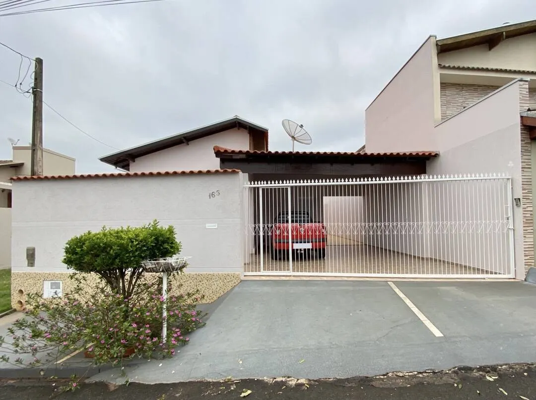 Casa à venda de 275 m² em Piraju, SP, Brasil