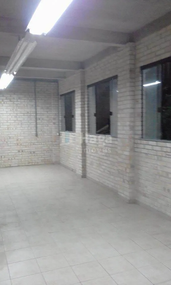 Casa à venda de 360 m² em Brusque, SC, Brasil