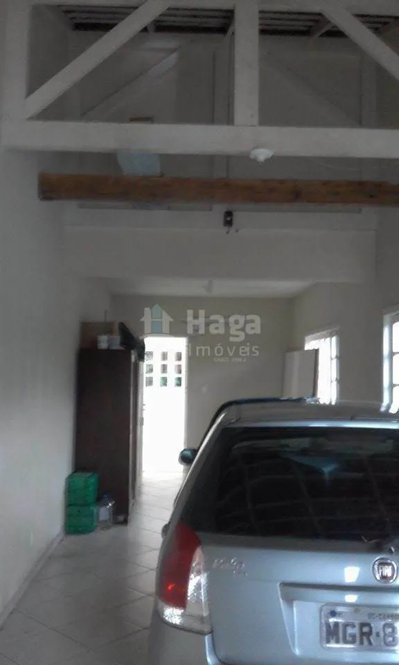 Casa à venda de 360 m² em Brusque, SC, Brasil
