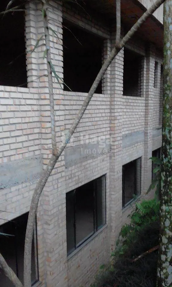 Casa à venda de 360 m² em Brusque, SC, Brasil