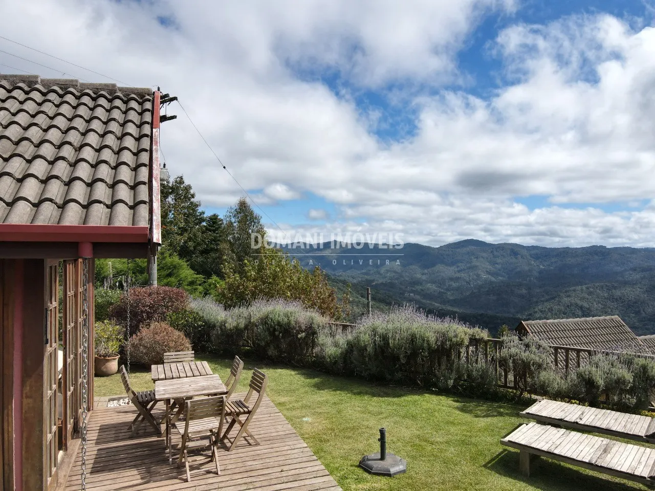 Casa à venda de 1.000 m² em Campos do Jordão, SP, Brasil