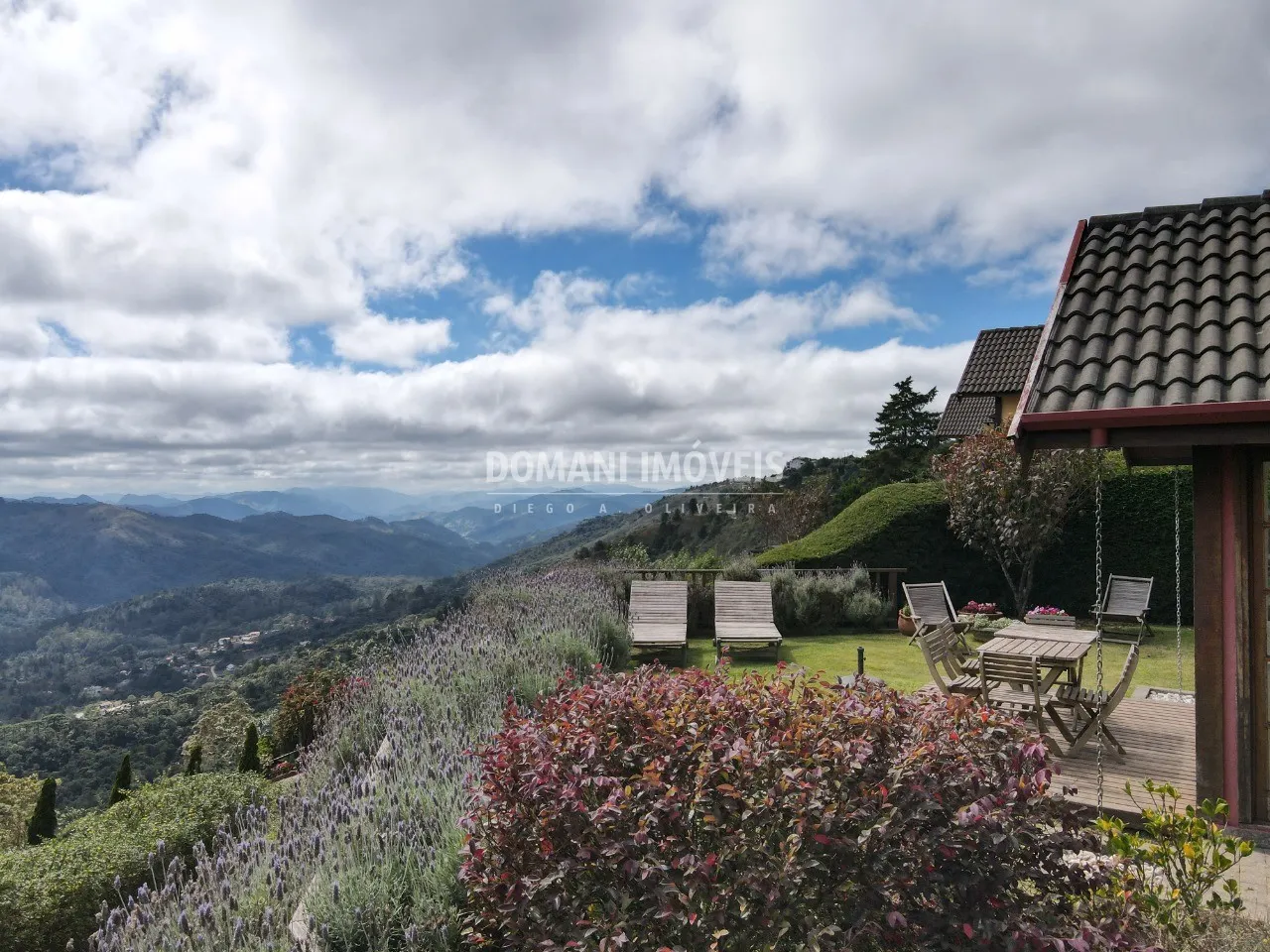 Casa à venda de 1.000 m² em Campos do Jordão, SP, Brasil