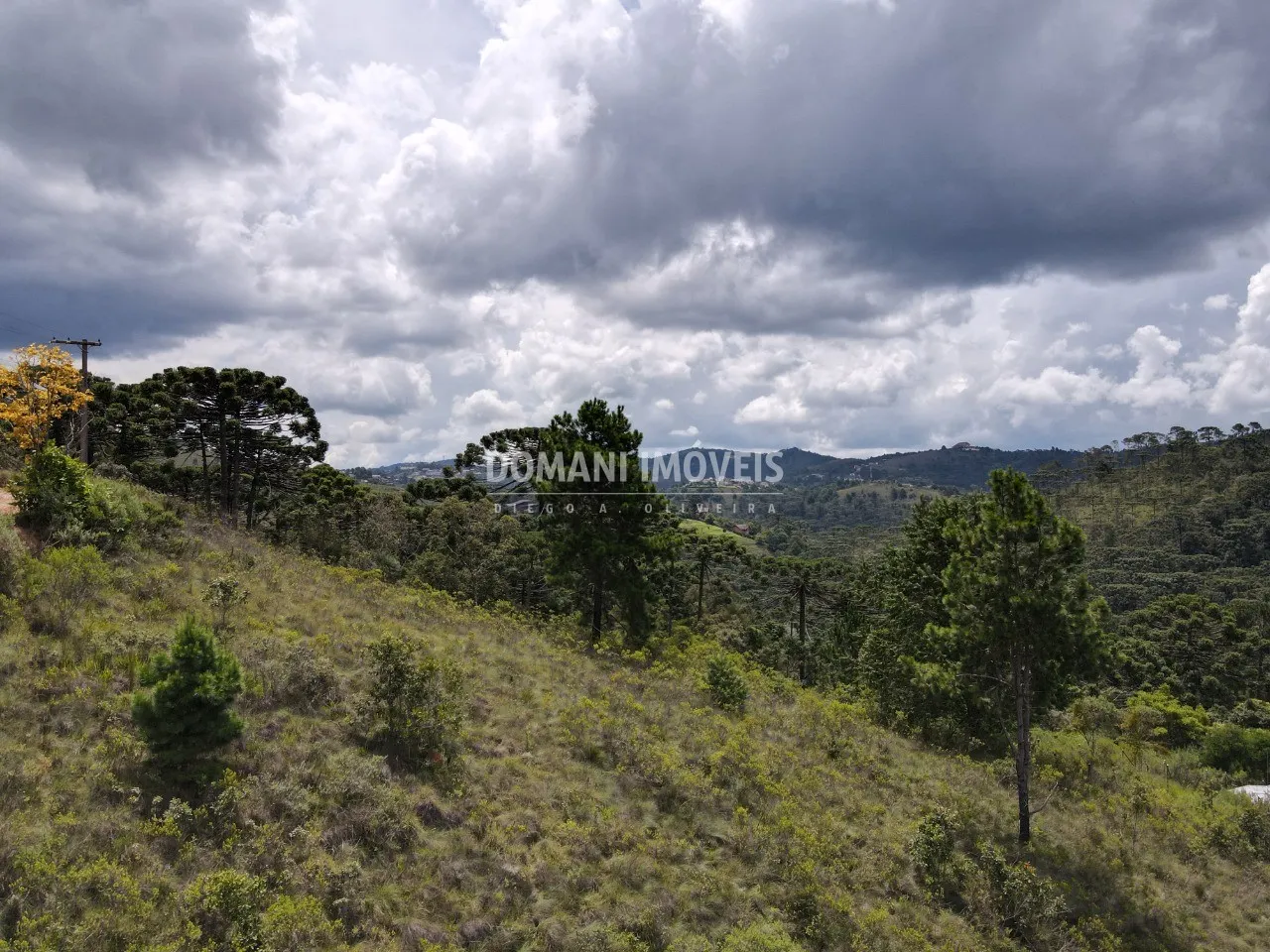 Terreno à venda de 2.065 m² em Campos do Jordão, SP, Brasil