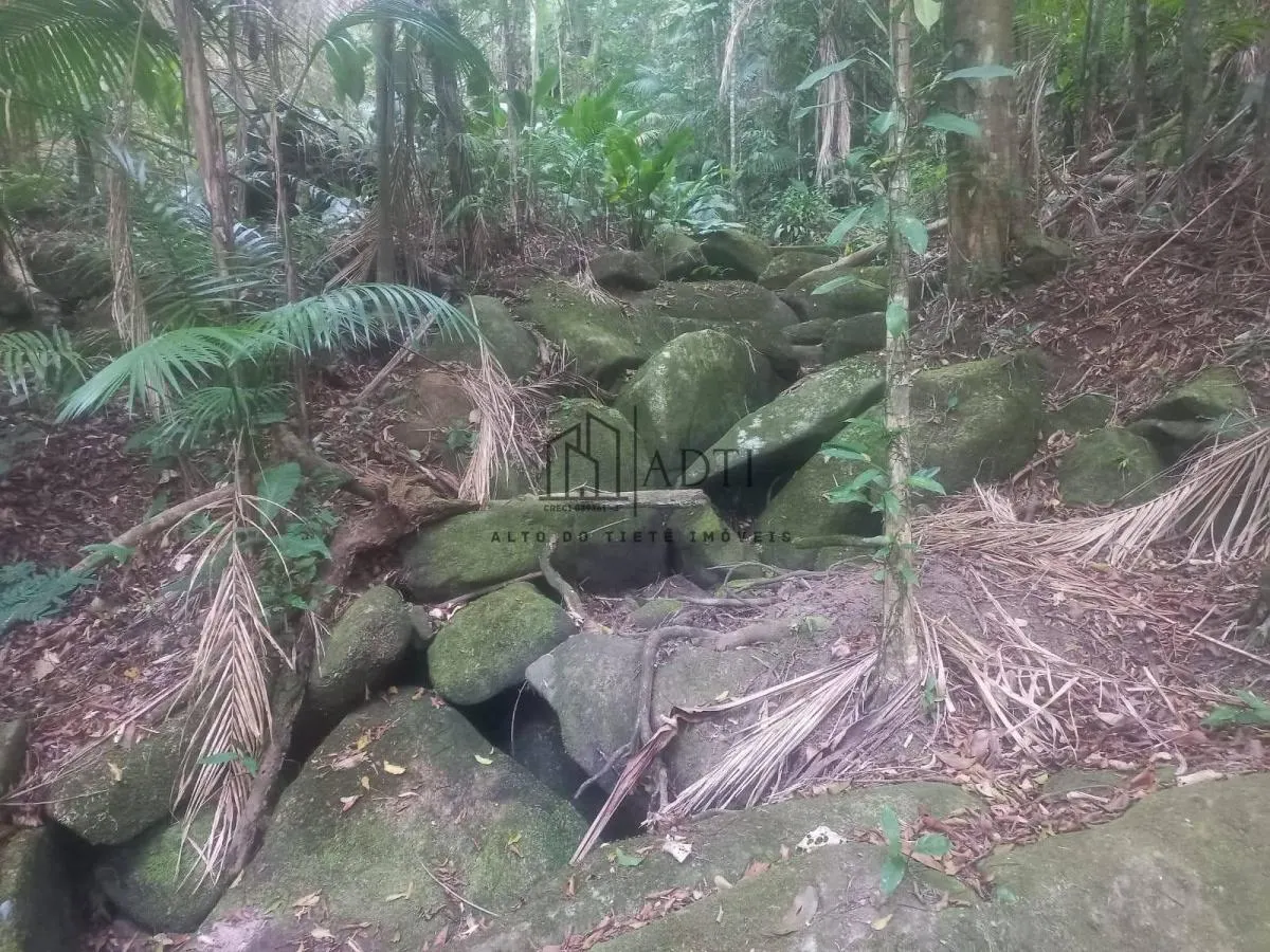 Chácara à venda de 4.900 m² em Mogi das Cruzes, SP, Brasil