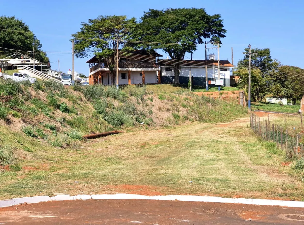 Terreno à venda de 363 m² em Timburi, SP, Brasil