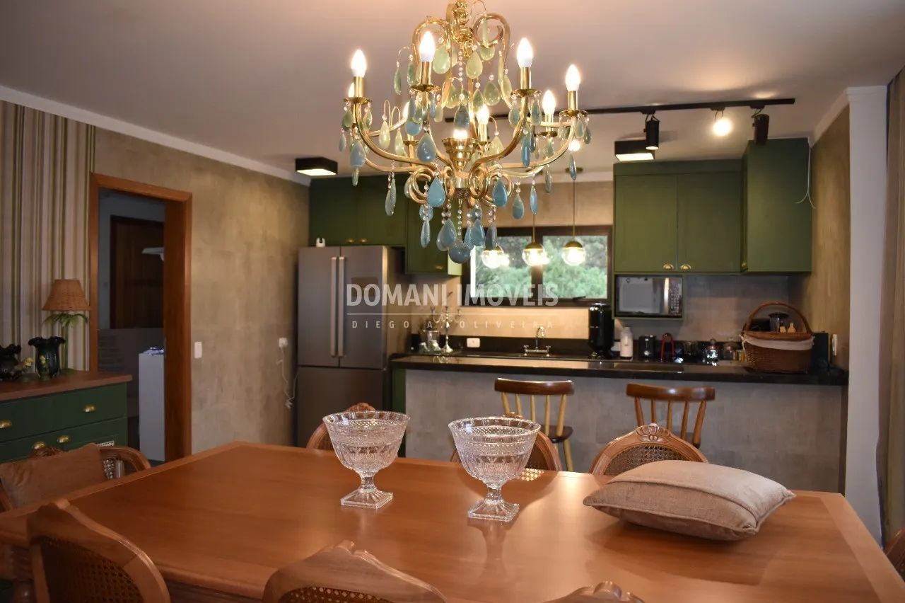 Casa à venda de 1.940 m² em Campos do Jordão, SP, Brasil