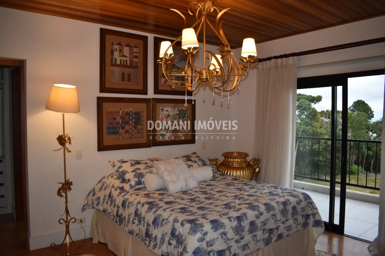 Casa à venda de 1.940 m² em Campos do Jordão, SP, Brasil