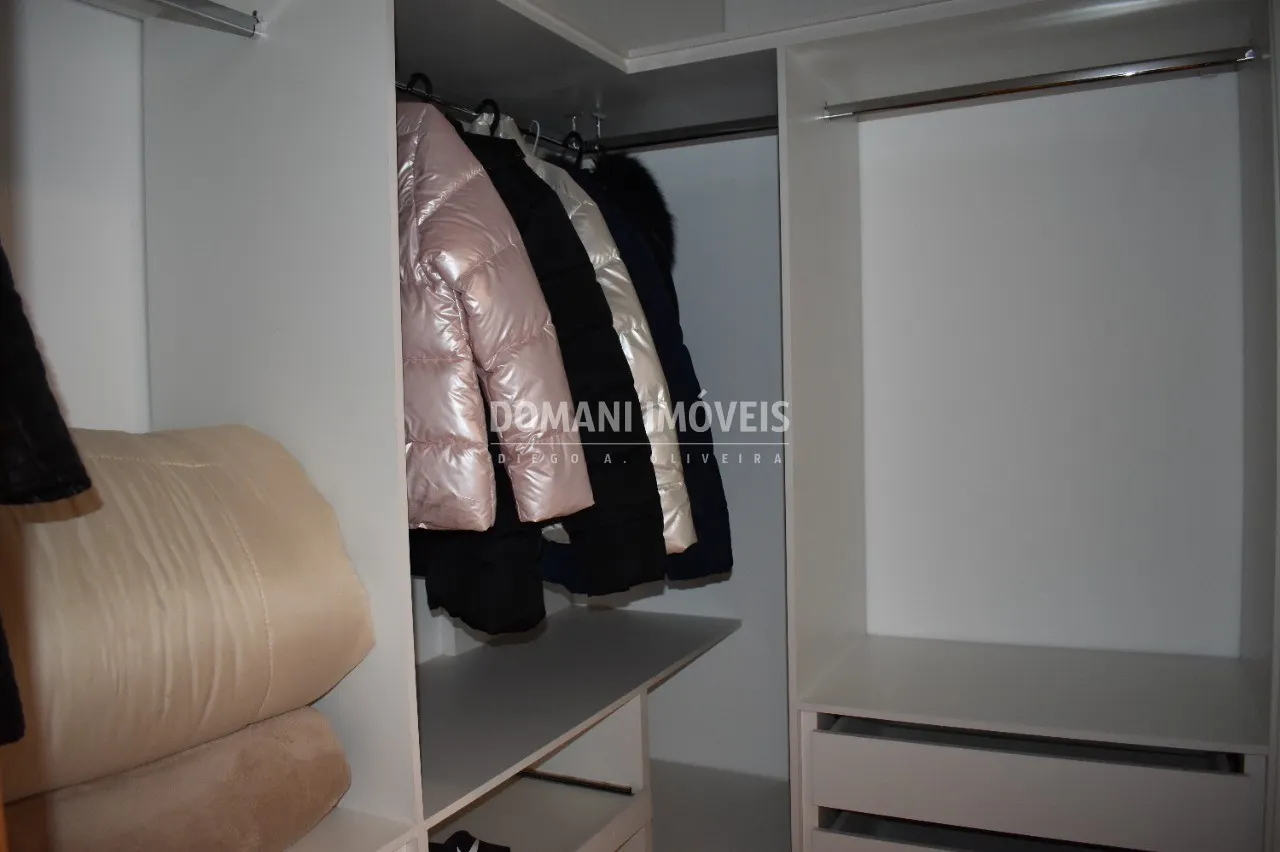 Casa à venda de 1.940 m² em Campos do Jordão, SP, Brasil