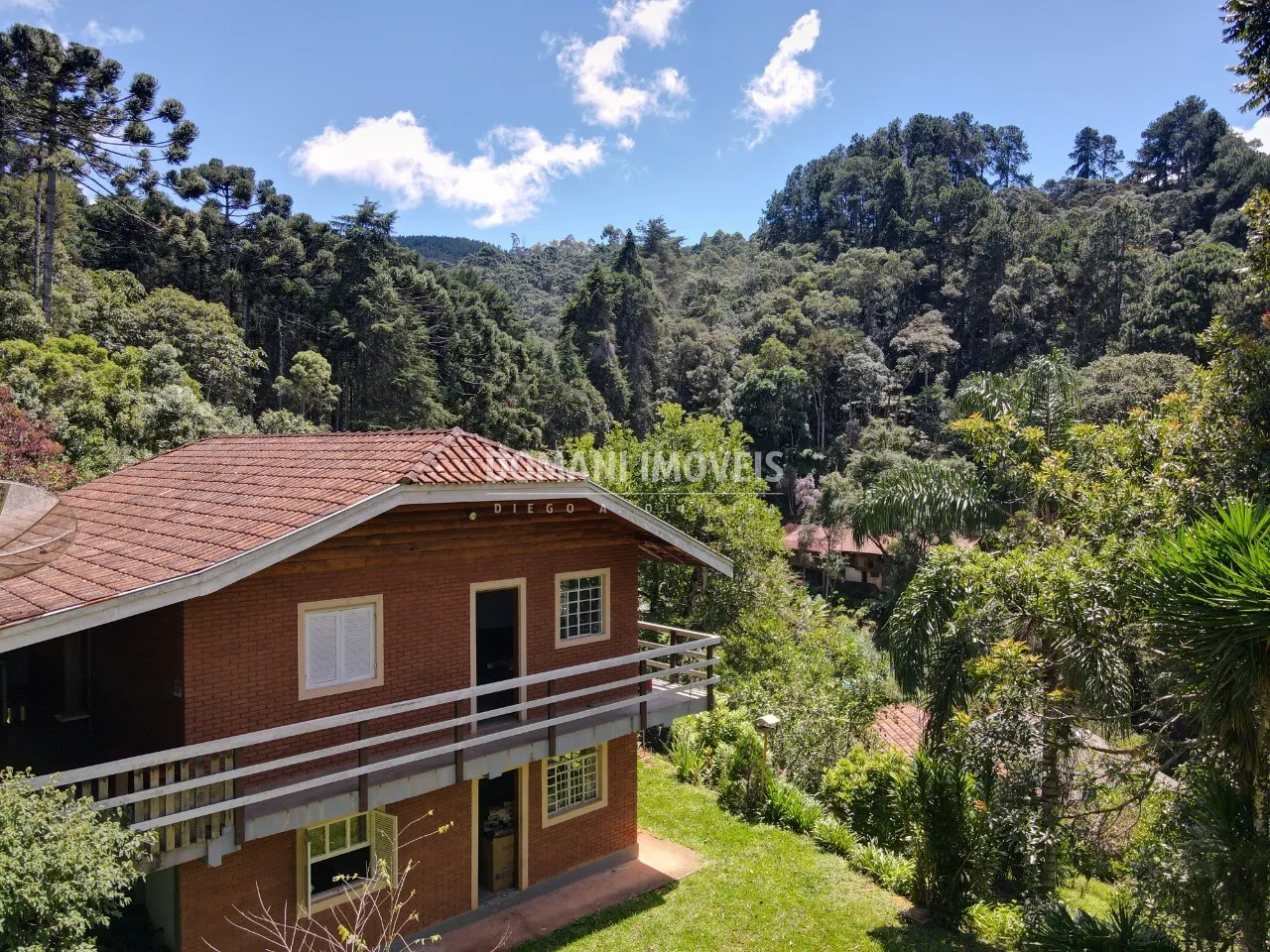 Casa à venda de 3.950 m² em Campos do Jordão, SP, Brasil
