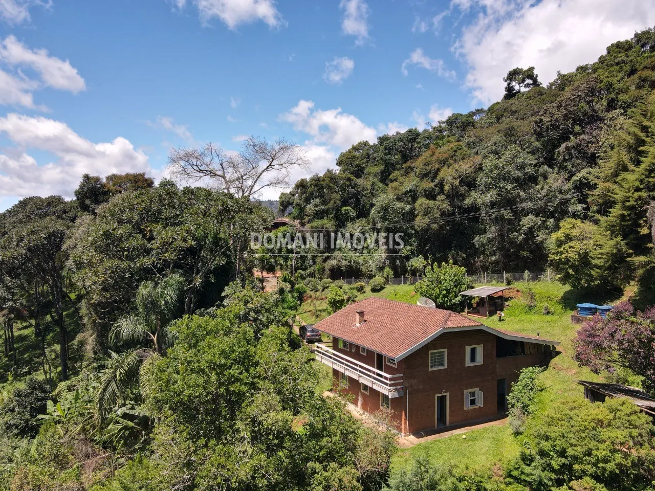 Casa à venda de 3.950 m² em Campos do Jordão, SP, Brasil