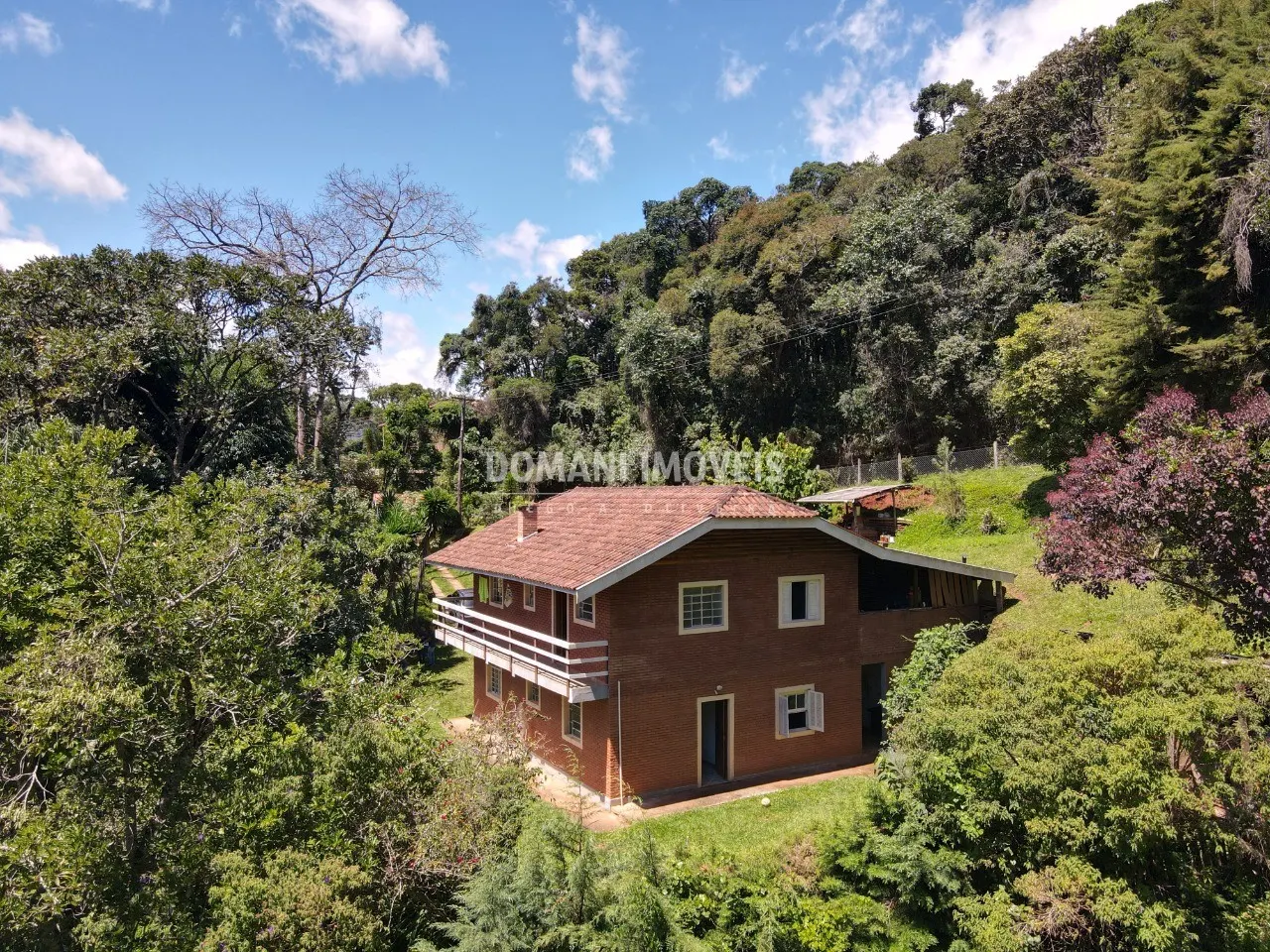 Casa à venda de 3.950 m² em Campos do Jordão, SP, Brasil