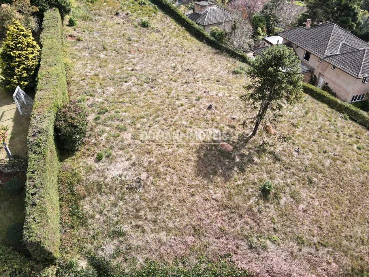 Terreno à venda de 2.800 m² em Campos do Jordão, SP, Brasil