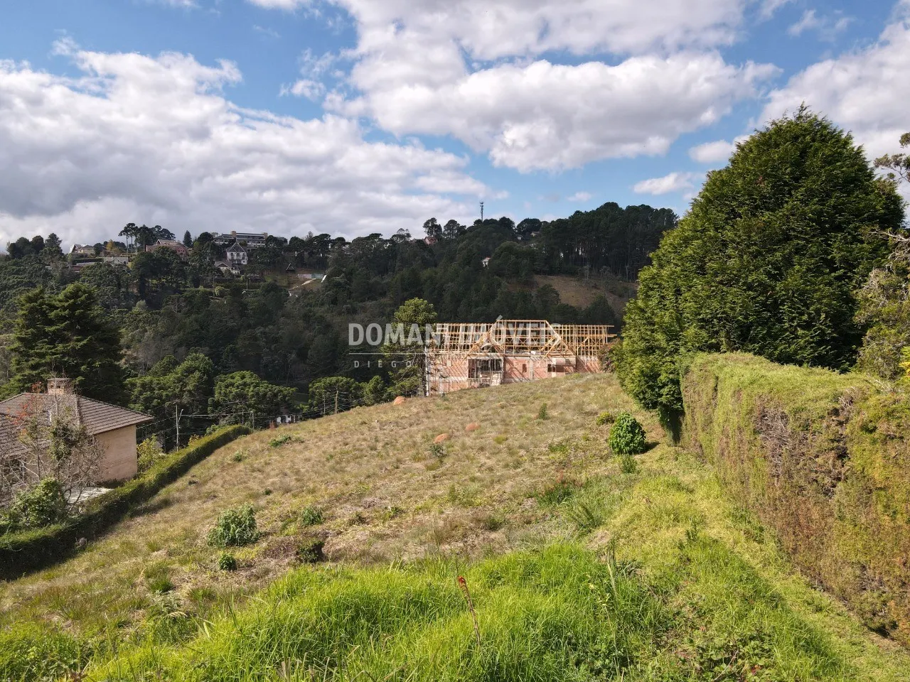 Terreno à venda de 2.800 m² em Campos do Jordão, SP, Brasil
