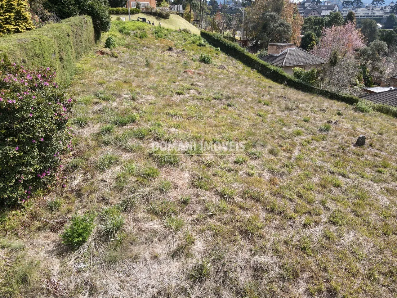 Terreno à venda de 2.800 m² em Campos do Jordão, SP, Brasil
