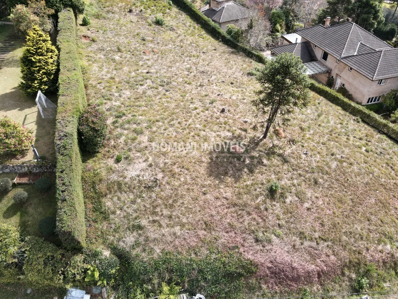 Terreno à venda de 2.800 m² em Campos do Jordão, SP, Brasil