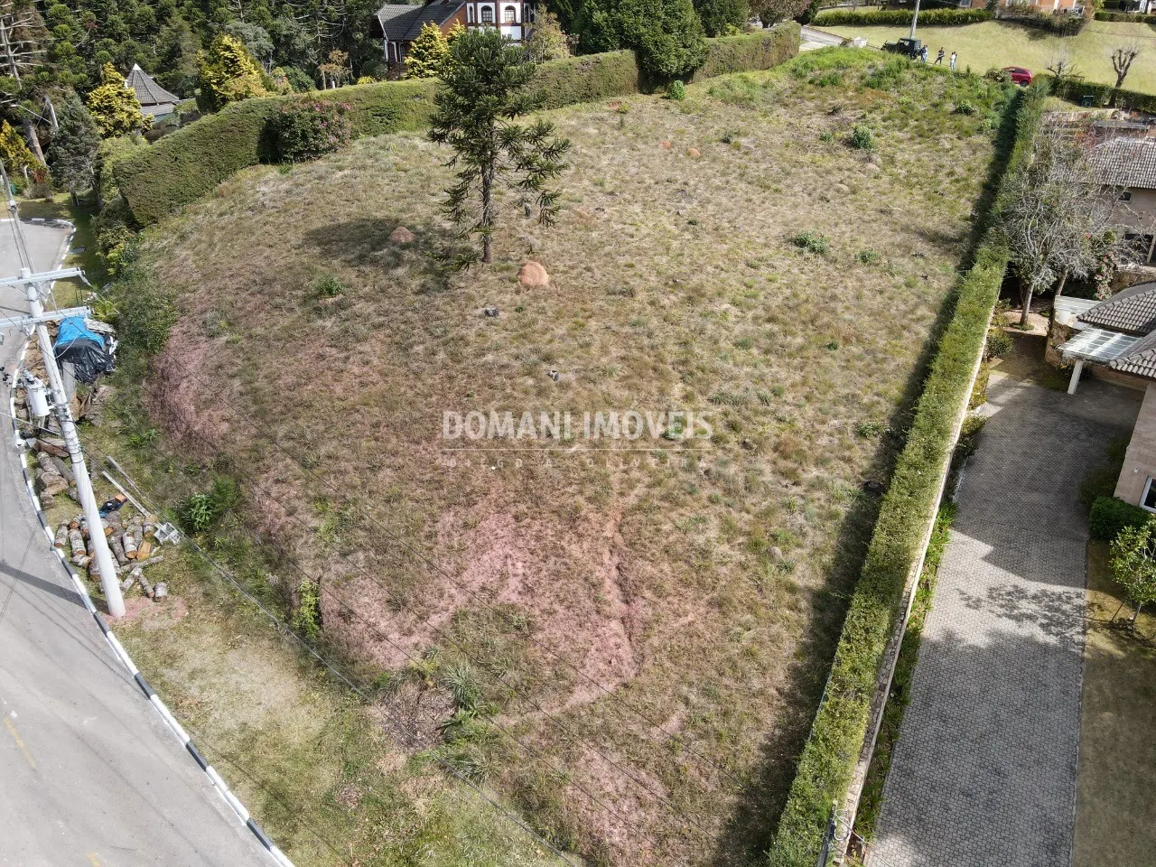 Terreno à venda de 2.800 m² em Campos do Jordão, SP, Brasil