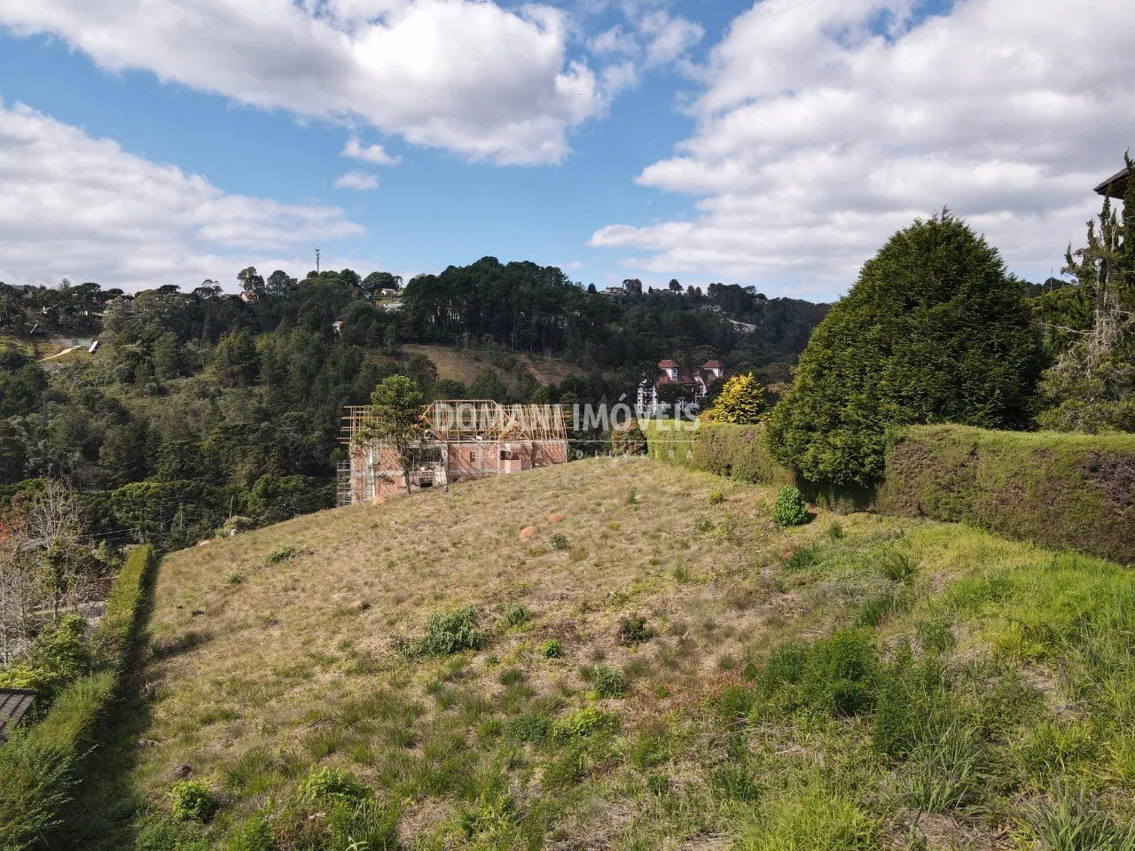 Terreno à venda de 2.800 m² em Campos do Jordão, SP, Brasil