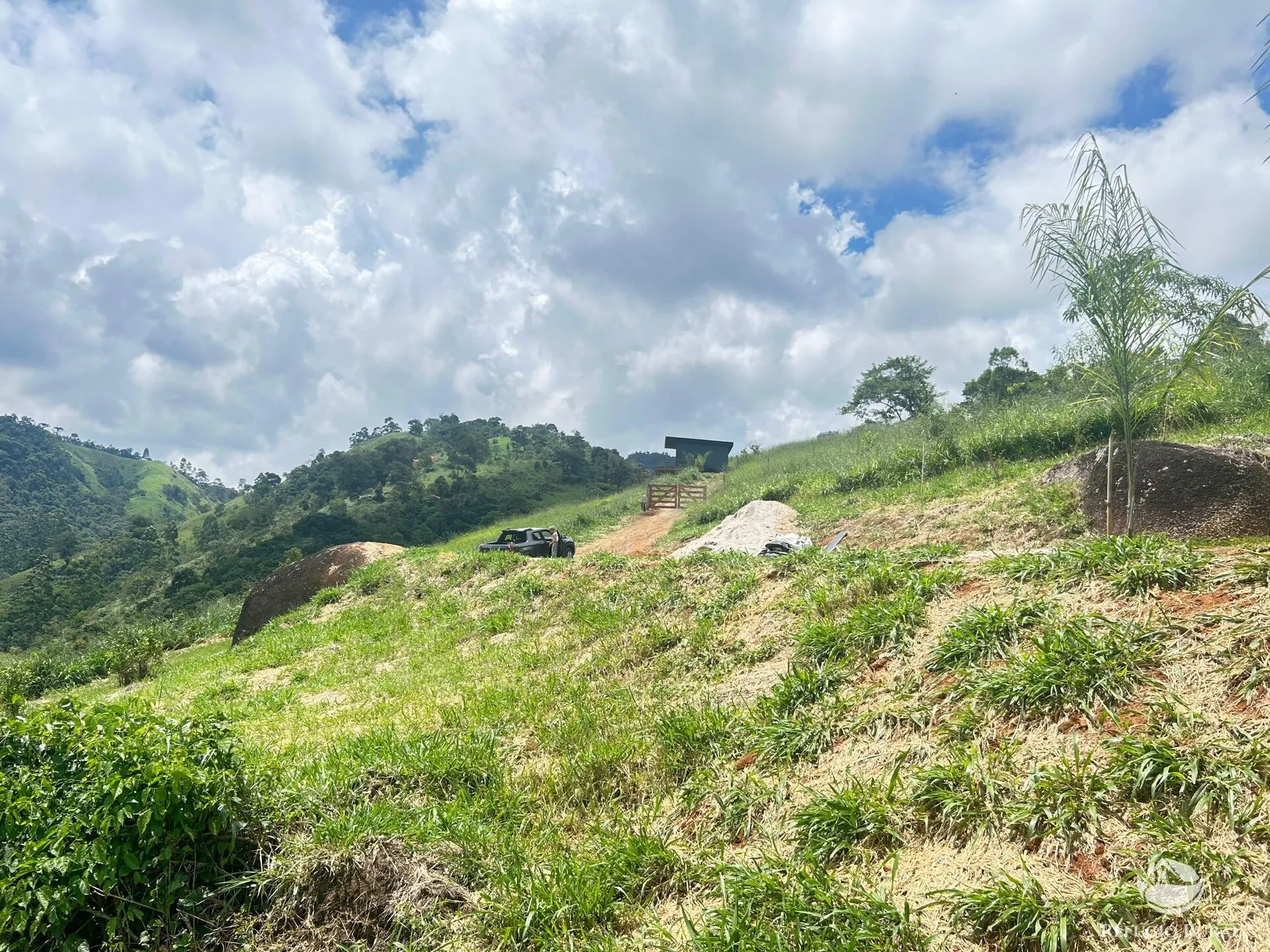 Small farm for sale of 5 acres in São José dos Campos, SP, Brazil