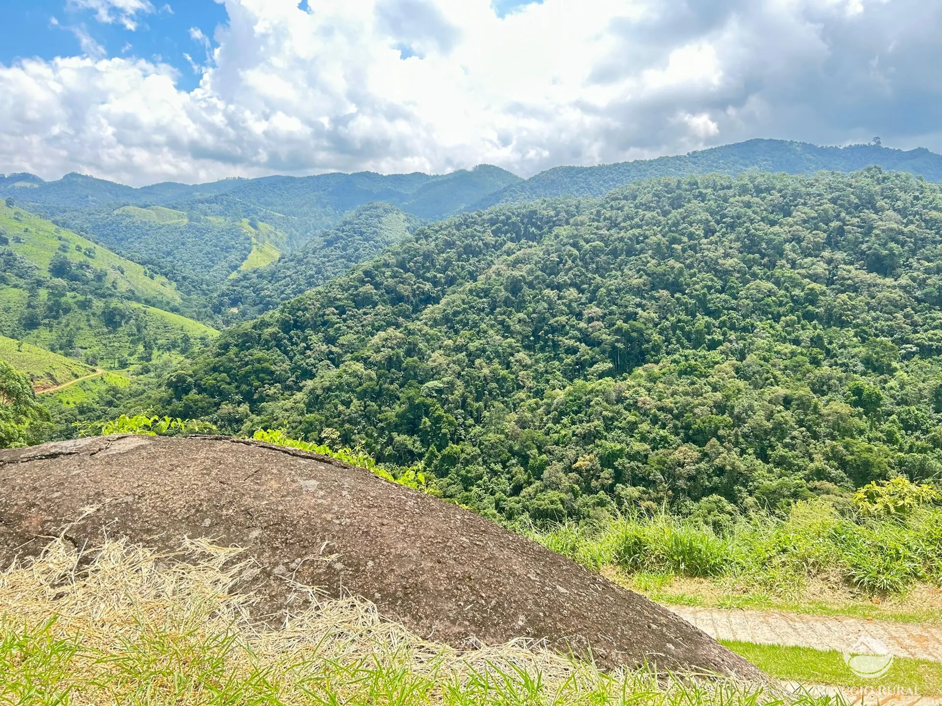 Small farm for sale of 5 acres in São José dos Campos, SP, Brazil
